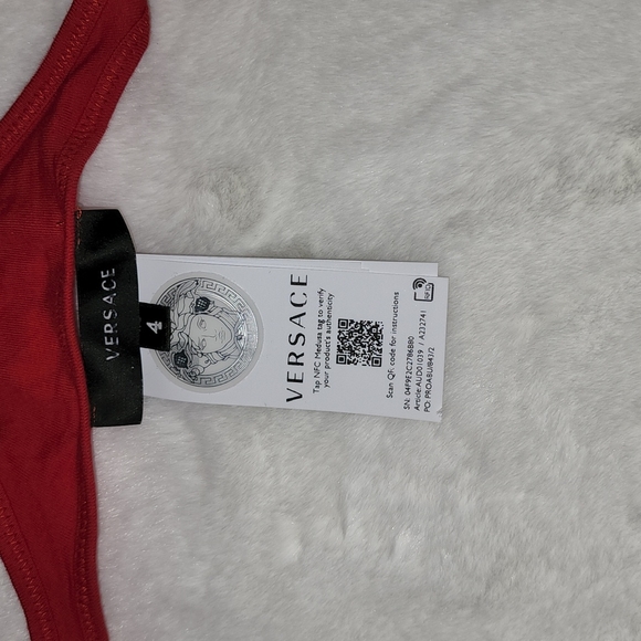 Versace Jersey Top & Bottom - Picture 3 of 5